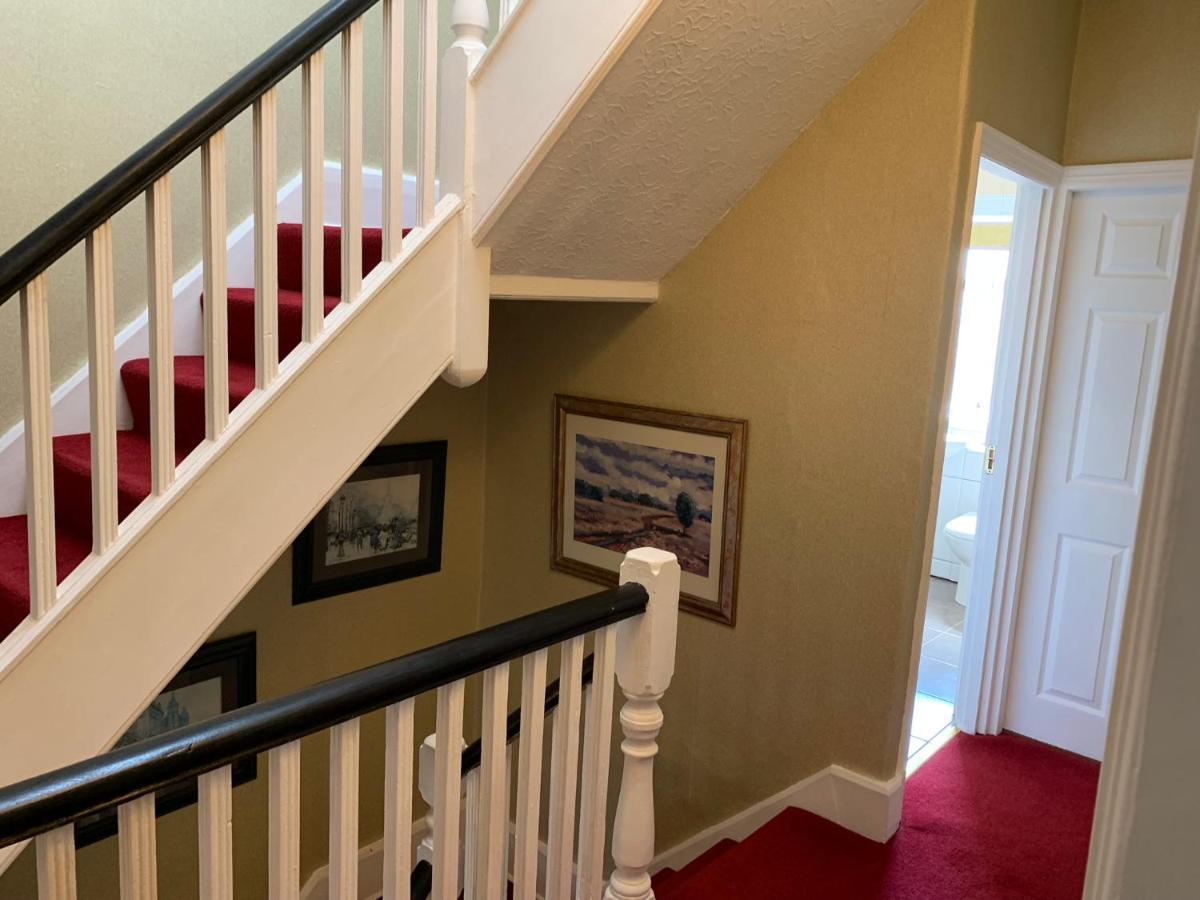 Heather Glen. Six Bedroom Home Near The Sea. Blackpool Exterior foto